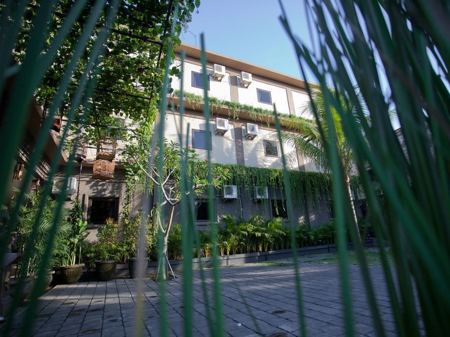 Gana Inn Legian Exterior photo